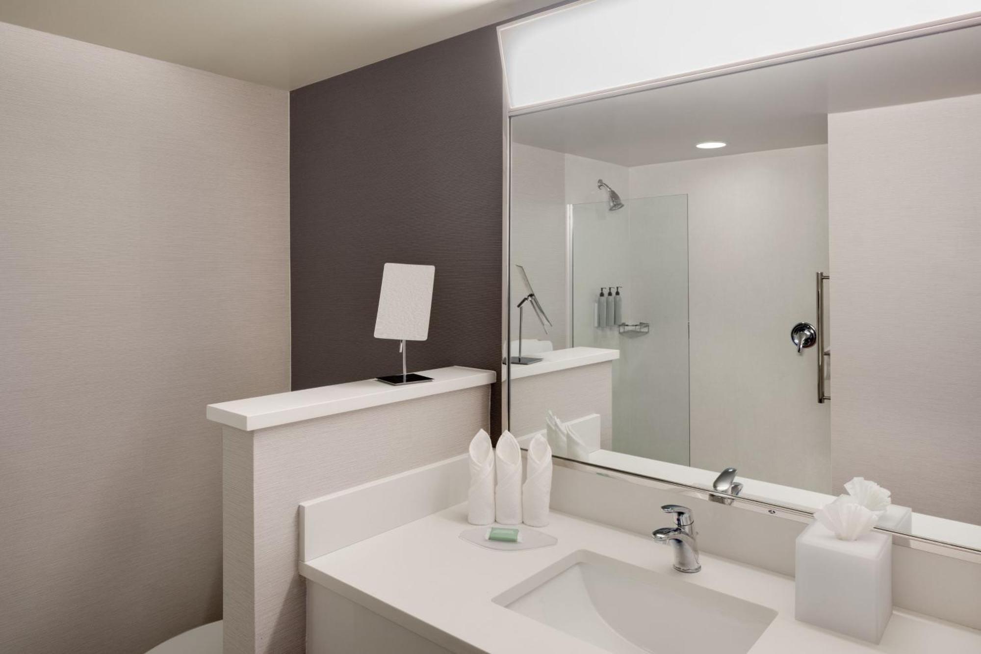 מלון Courtyard By Marriott Stamford Downtown מראה חיצוני תמונה